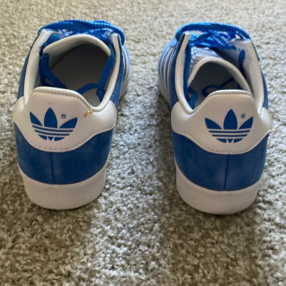 Adidas | Gazelle 85 | Size 6 Unisex | Size 8 Womens | Classic Blue and White - Picture 3 of 9